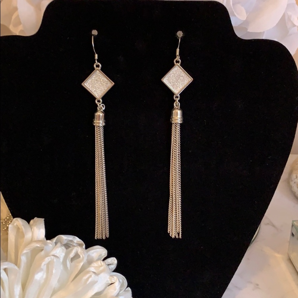 Sparkly Guess Earrings 💎